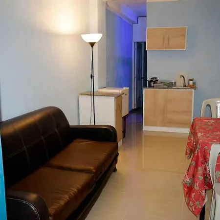 Confortable Apartaestudio En Santo Domingo Este